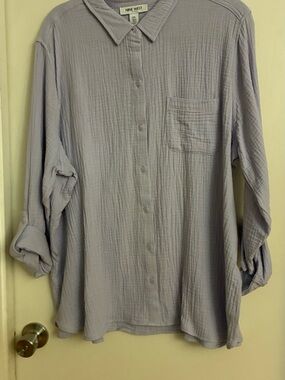 Nine West women’s Lavender Button-Up Shirt